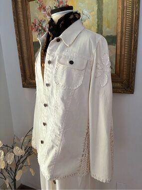 Denim 24/7 Off-White Crochet Embroidered Shabby Chic Western Denim Jacket